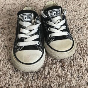 Black toddler converse